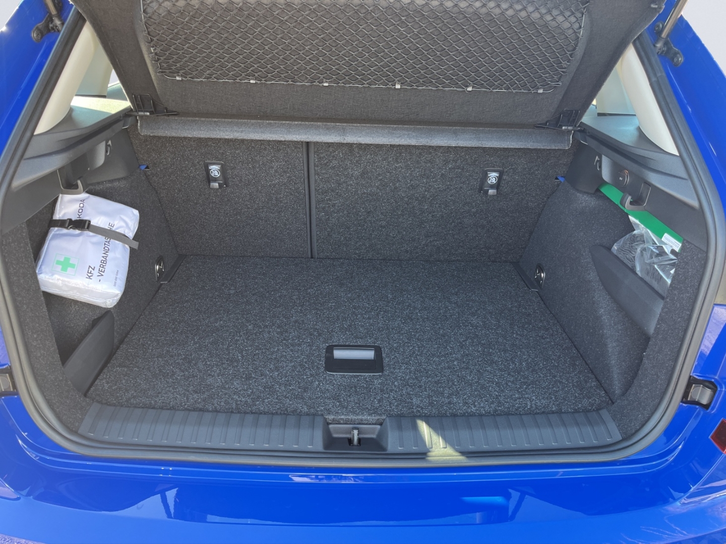 Kamiq Selection Digitales Cockpit LED Sperrdiff. ACC Apple CarPlay Android Auto Musikstreaming