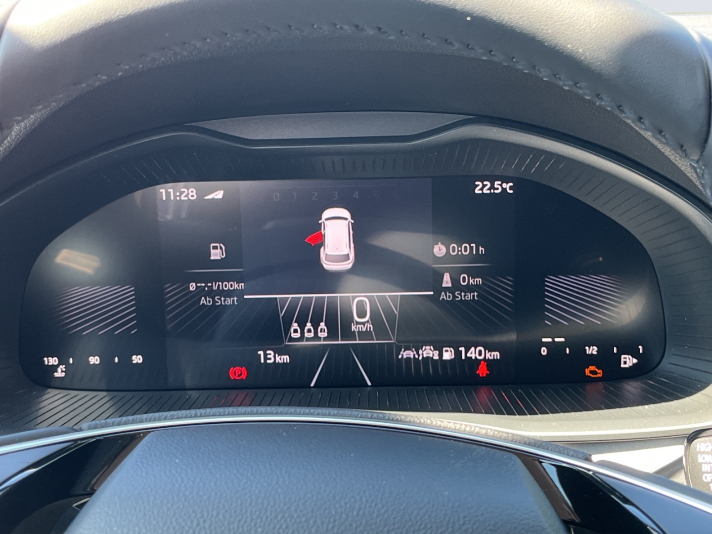 Kamiq Tour Balance 1.0 TSI 85kW MatrixLED ACC Rückfahrkamera Sitzheizung