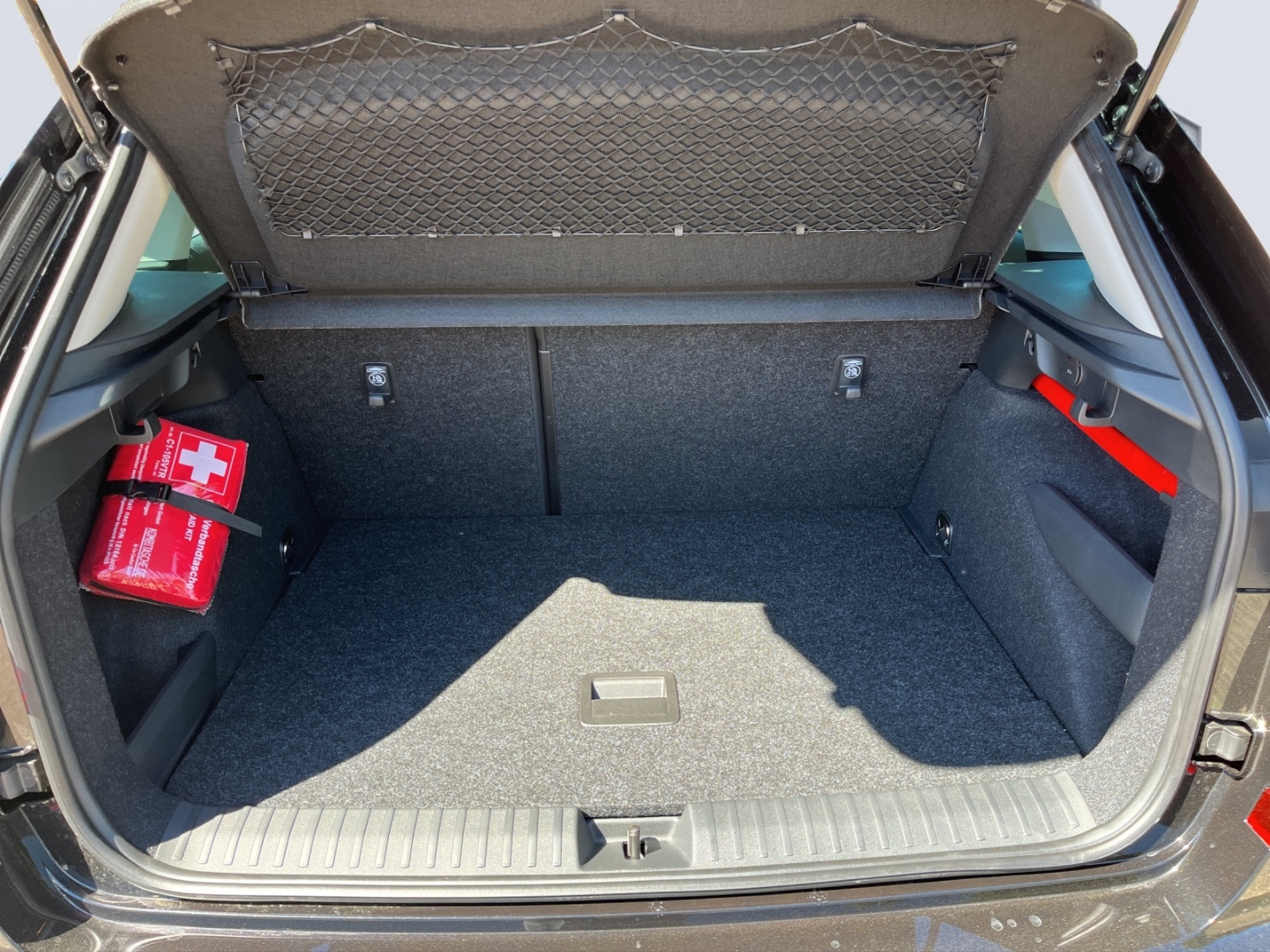Kamiq Tour Balance 1.0 TSI 85kW MatrixLED ACC Rückfahrkamera Sitzheizung