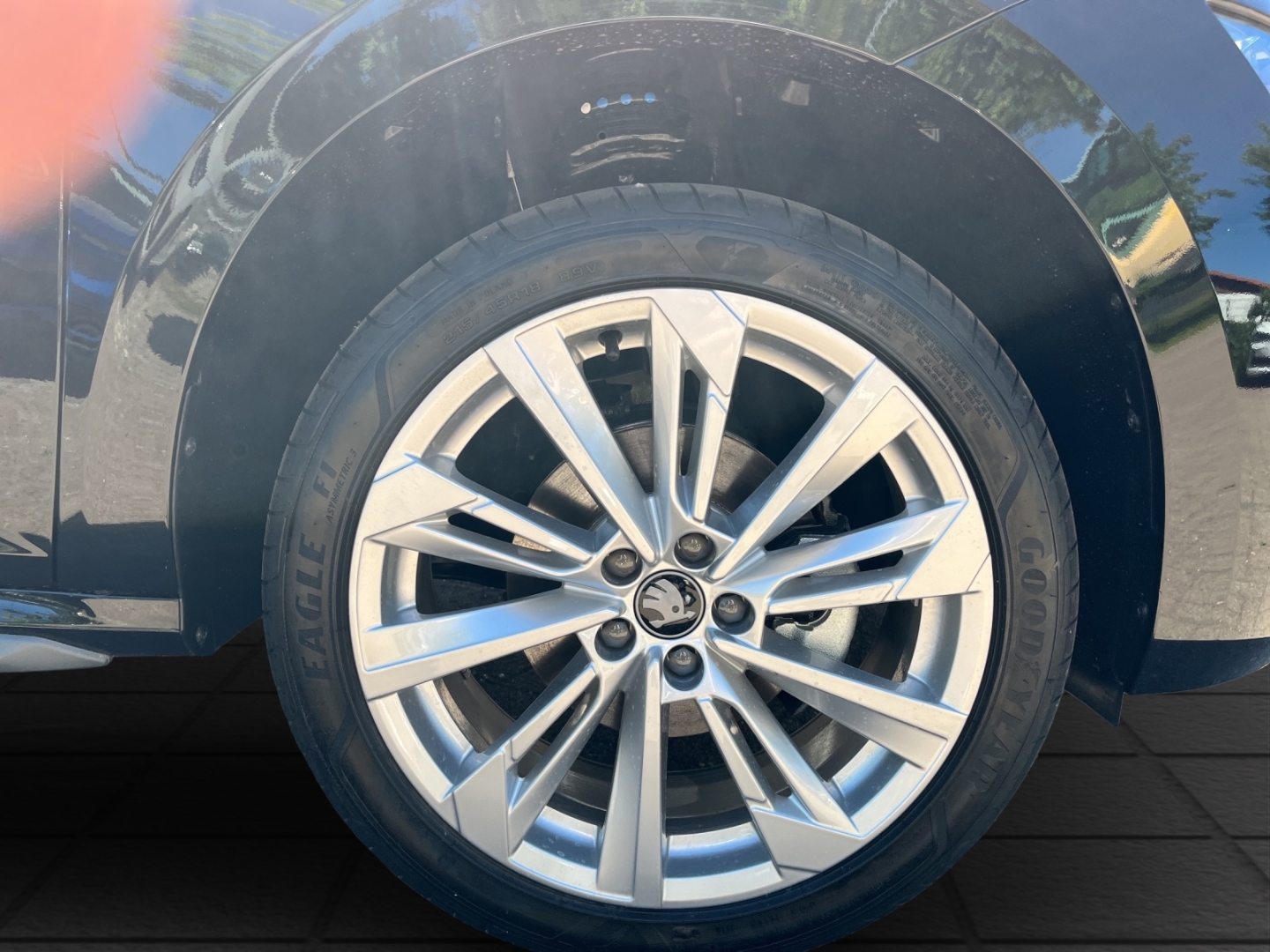 Kamiq Tour Balance 1.0 TSI 85kW MatrixLED ACC Rückfahrkamera Sitzheizung