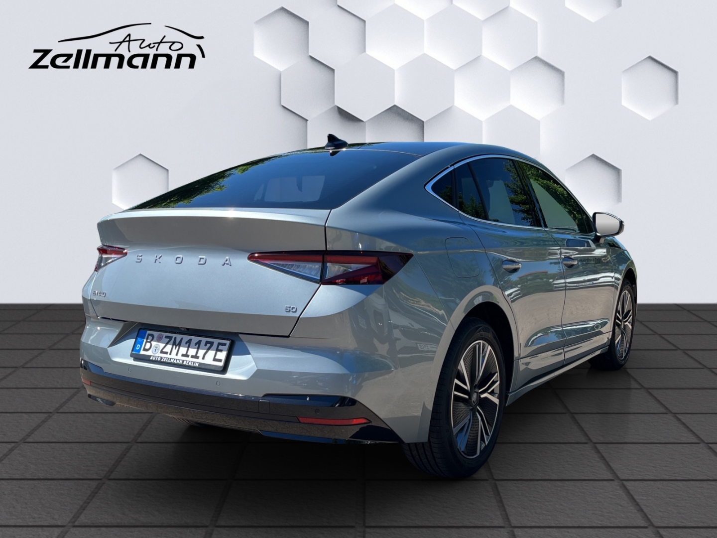 Enyaq Lodge Coupe 60 63kWh AHZV LED PanoDach Rückfahrkamera Sitzheizung