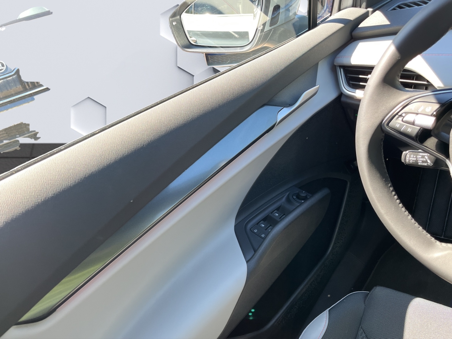 Enyaq Lodge Coupe 60 63kWh AHZV LED PanoDach Rückfahrkamera Sitzheizung