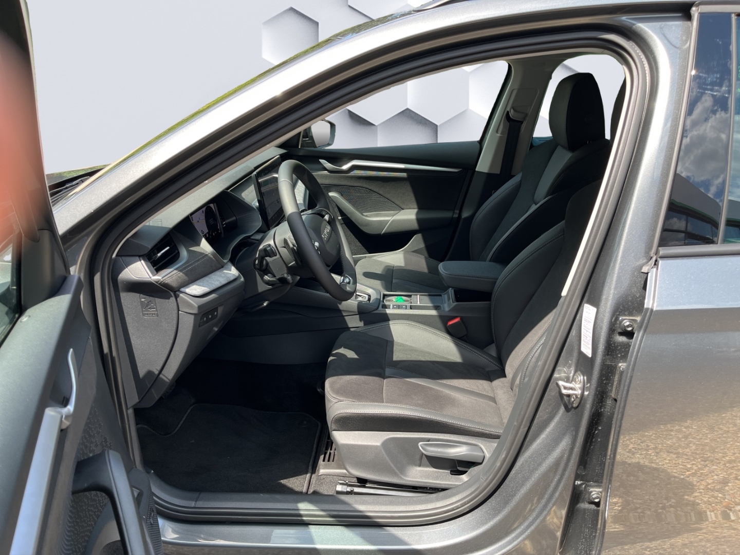 Octavia Combi 1.5 TSI mHEV 110 kW Selection HUD Navi Digitales Cockpit Soundsystem 360 Kamera