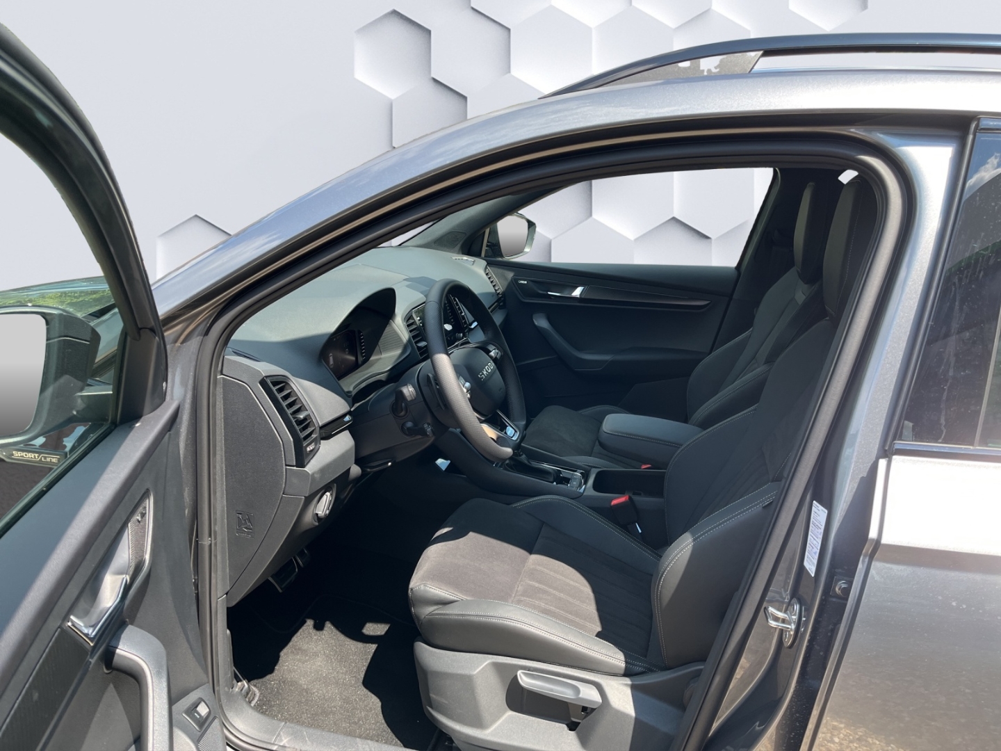 Karoq Sportline Sportpaket AD AHK El. Panodach Navi Soundsystem LED Blendfreies Fernl.