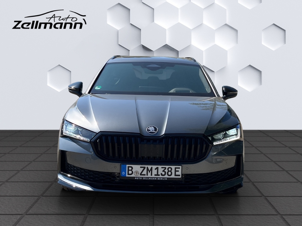 Superb Combi 1.5 TSI iV 150 kW Sportline HUD AD AHK-klappbar El. Panodach Digitales Cockpit