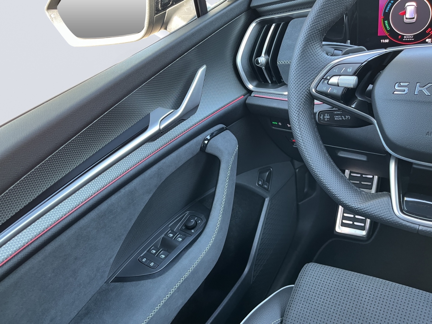 Kodiaq 1.5 TSI iV 150 kW Sportline Sportpaket HUD AD AHK Navi Digitales Cockpit Memory Sitze