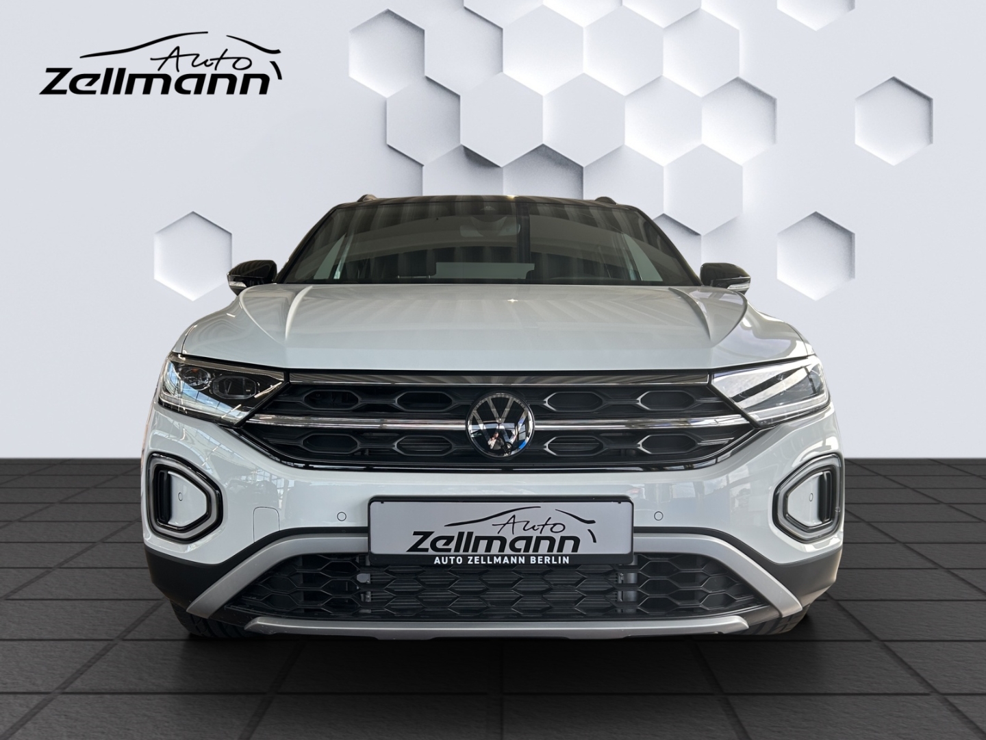 T-Roc Style 2.0l TDI DSG AhK Navi IQ Drive W+S Reifen