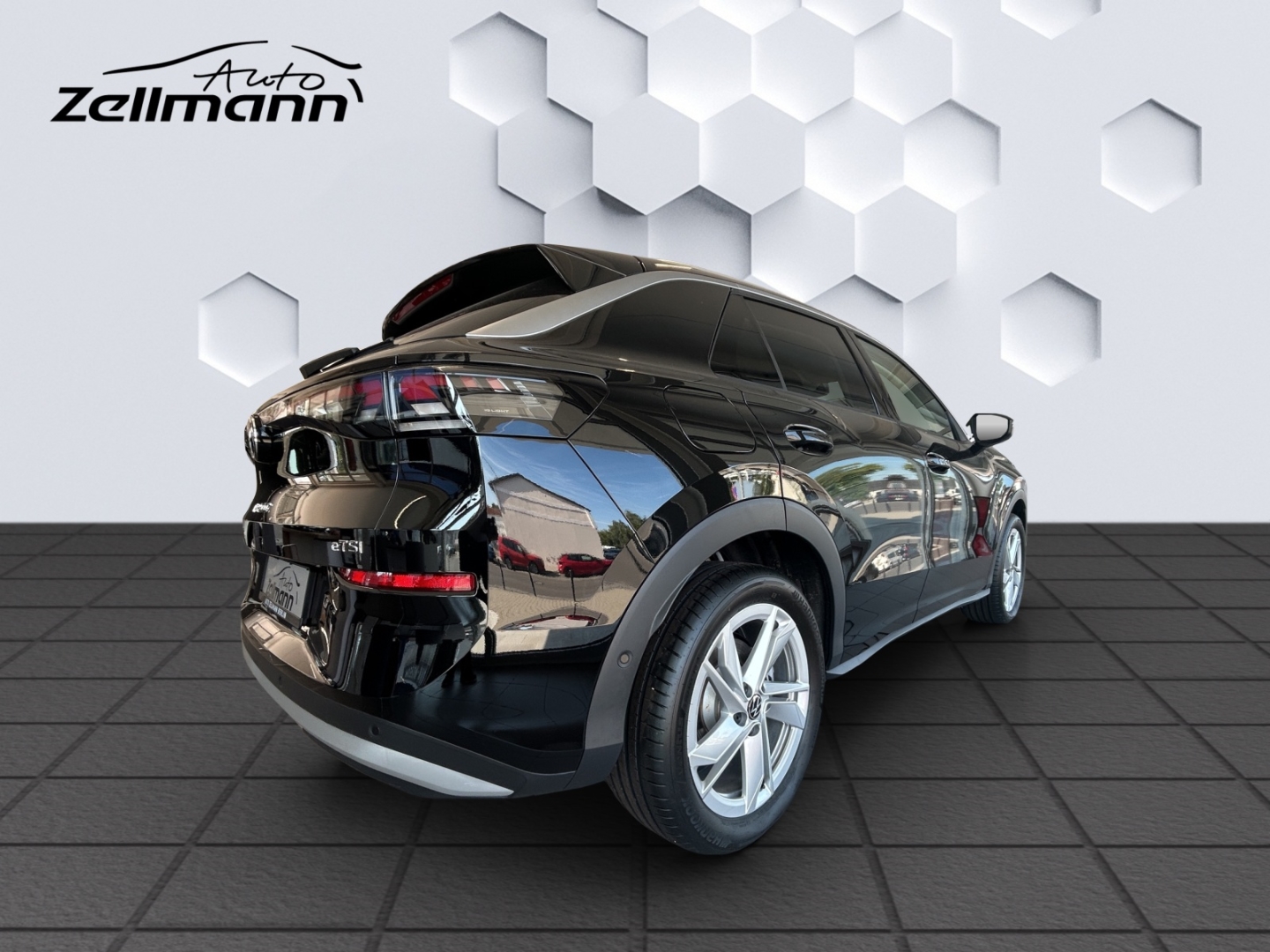 T-Roc Style 1.5l eTSI DSG AhK W+S Reifen IQ.Drive & Light