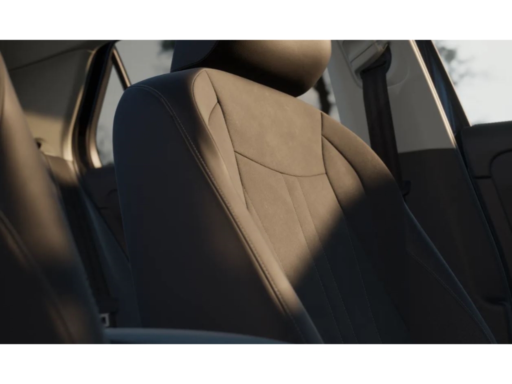 T-Roc Style 1.5l eTSI DSG Panorama W+S Reifen Navi