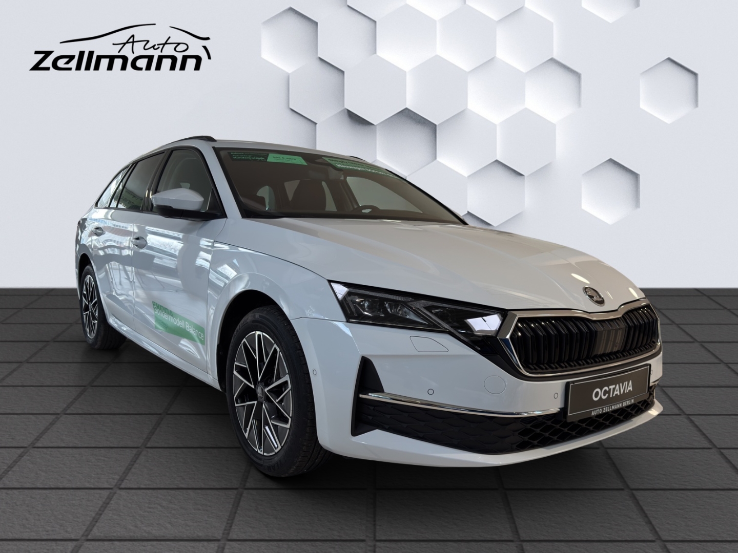 Octavia Balance Combi 2.0 TDI 110 kW Tour El. Verdeck HUD AHK-klappbar Navi Digitales Cockpit